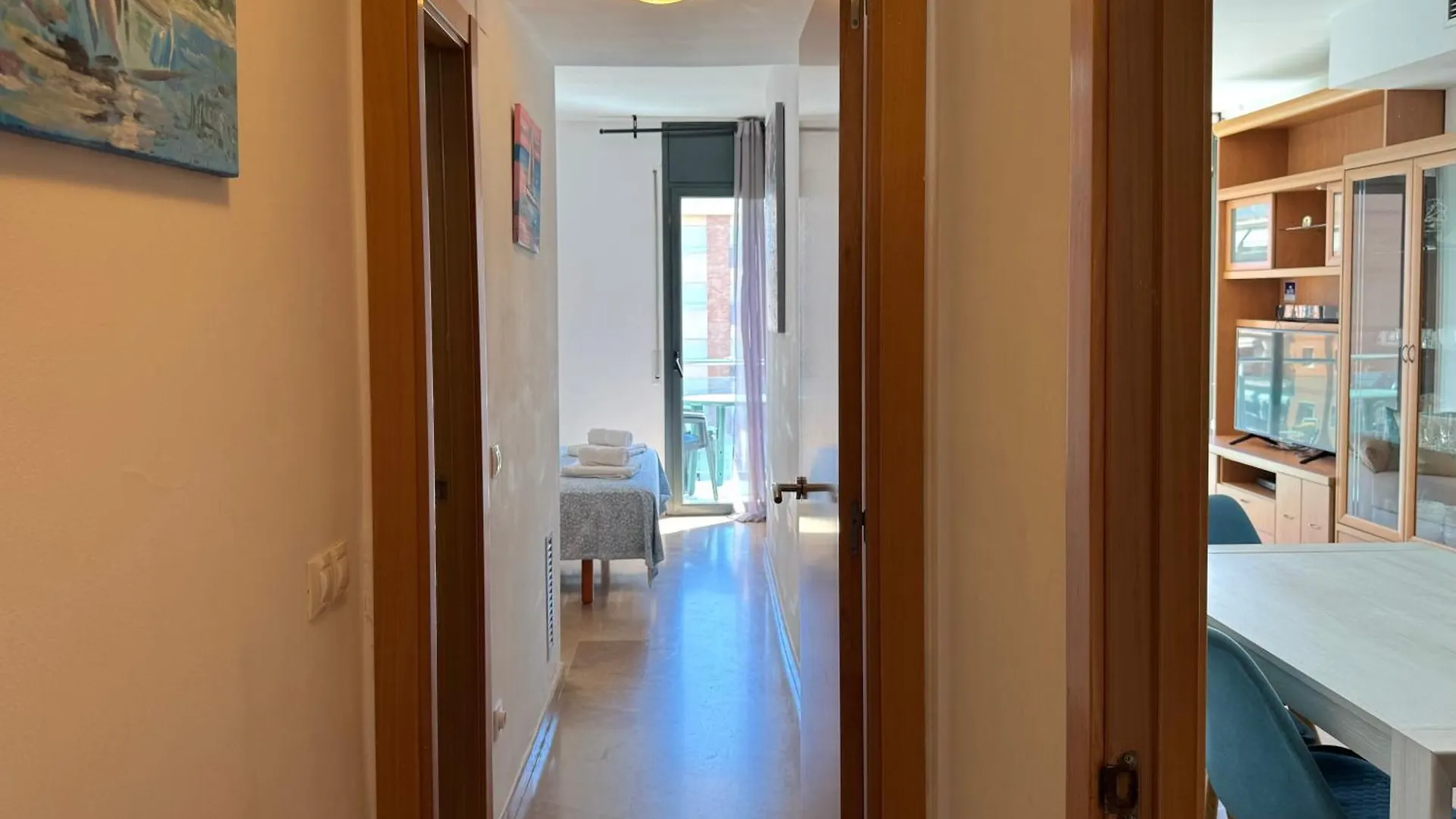 Precioso Apartamento 4 Habitaciones Con Piscina Y Gym 滨海略雷特 0*,  西班牙