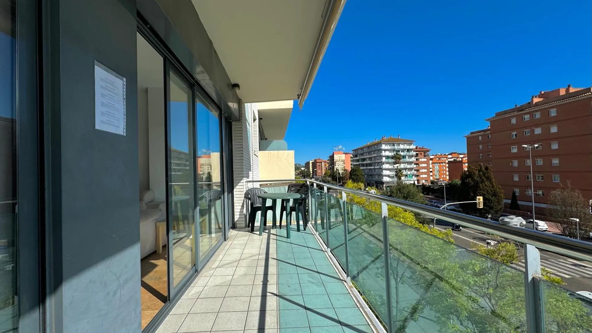 Precioso Apartamento 4 Habitaciones Con Piscina Y Gym 滨海略雷特 0*,
